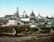 Вид на Троице-Сергиеву Лавру. Цветная литография. 1890-е годы